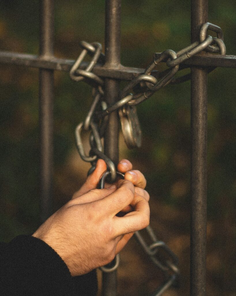 Come funziona un’Escape Room? Aspetti e caratteristiche principali